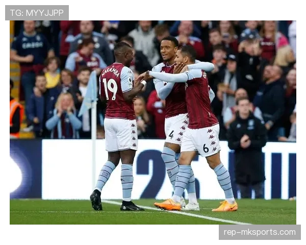 奥马尔·哈钦森状态回暖，助球队提升英超竞争力